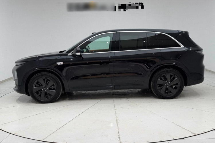 理想汽车 理想L6 2025款 Pro 智能焕新版车身外观6003