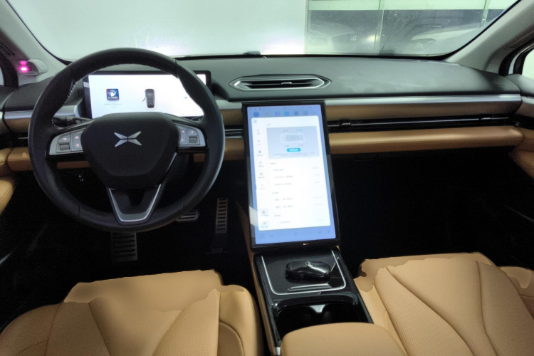 小鹏P5 2021款 550P中控内饰12