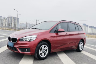 宝马2系多功能旅行车 2015款 218i 领先型