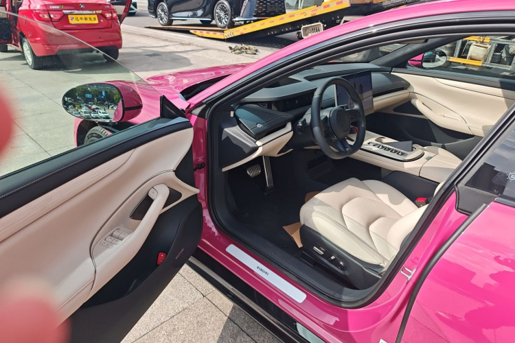 小米汽车 小米SU7 2024款 四驱超长续航高阶智驾Max版中控内饰7003