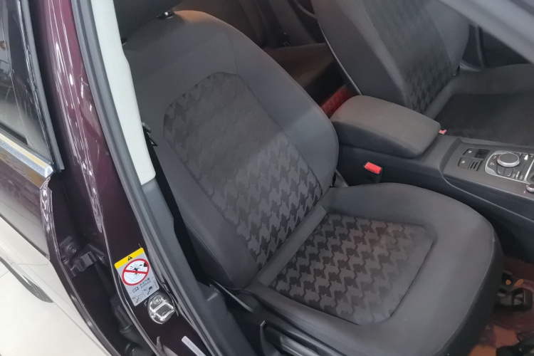 奥迪A3 2016款 Sportback 35 TFSI 领英型局部细节41