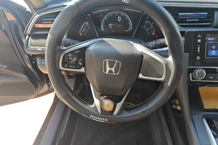 本田 思域 2019款 220TURBO CVT劲动版 国VI局部细节13