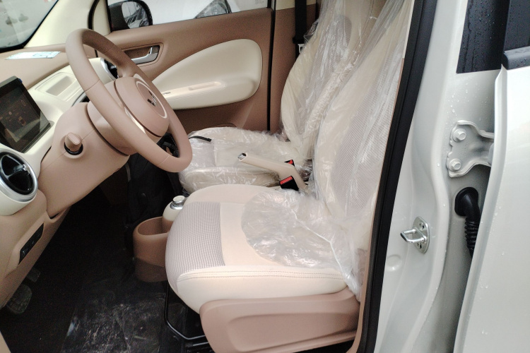 五菱汽车 宏光MINIEV 2025款 四门版 臻享款中控内饰19