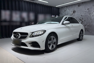 奔驰C级 2020款 改款 C 260 L 运动版