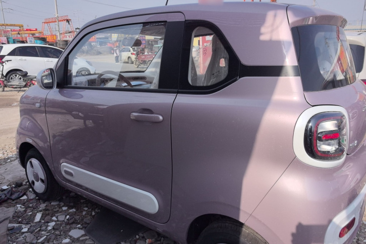 奔腾小马 2026款 222km 萌趣马 Plus车身外观4