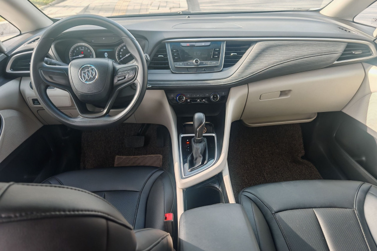 别克GL6 2019款 18T 6座精英型 国V中控内饰7001