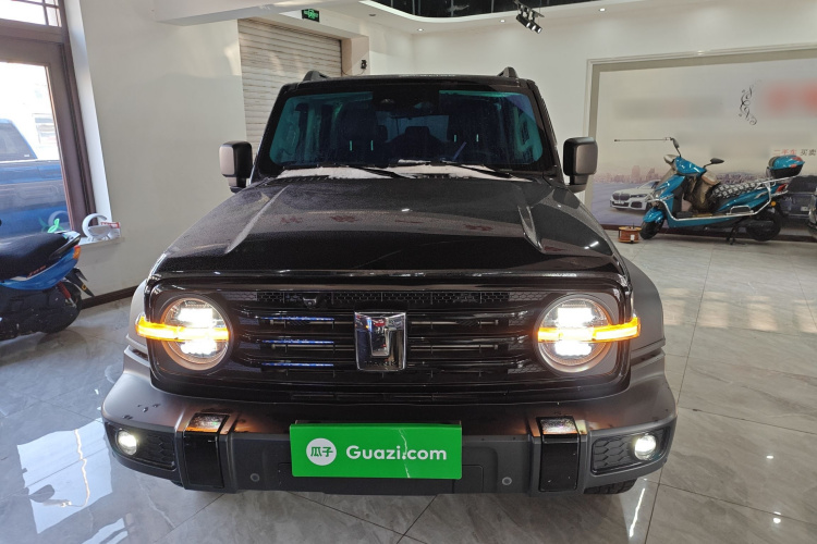 坦克300 2021款 越野版 2.0T 征服者车身外观2