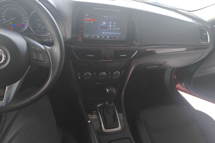 马自达 阿特兹 2015款 2.0L 蓝天豪华版中控内饰12