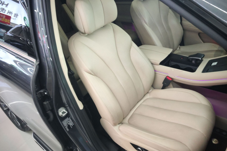 鸿蒙智行 问界M7 2022款 1.5T 后驱舒适版局部细节41