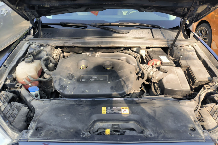 福特 金牛座 2017款 EcoBoost 245 时尚型机舱底盘24