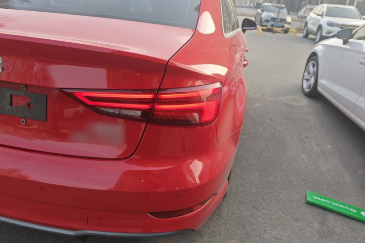 奥迪A3 2017款 Limousine 35 TFSI 时尚型车身外观9