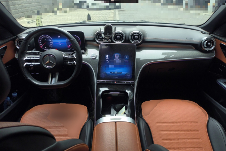 奔驰C级 2022款 改款 C 260 L 运动版中控内饰12