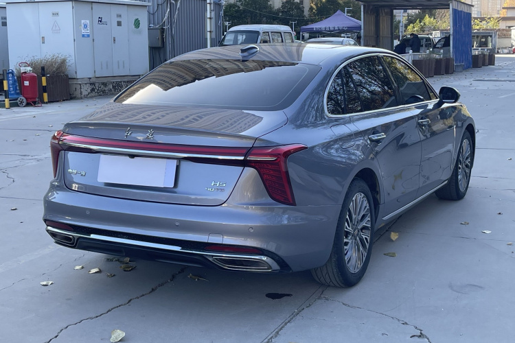 红旗H5 2023款 2.0T 自动智联旗畅版车身外观6006