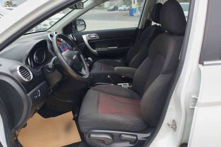 哈弗H6 2016款 升级版 1.5T 手动两驱超值型局部细节19