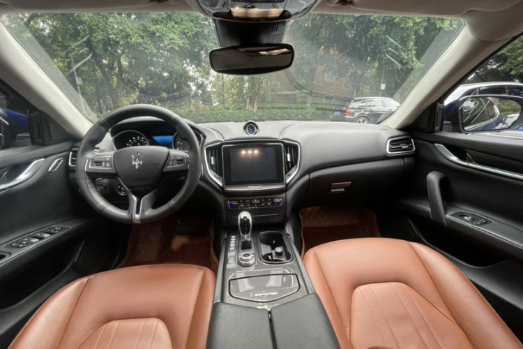 玛莎拉蒂 Ghibli 2017款 3.0T 标准版中控内饰7004