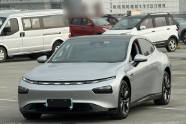 小鹏P7 2022款 670N+