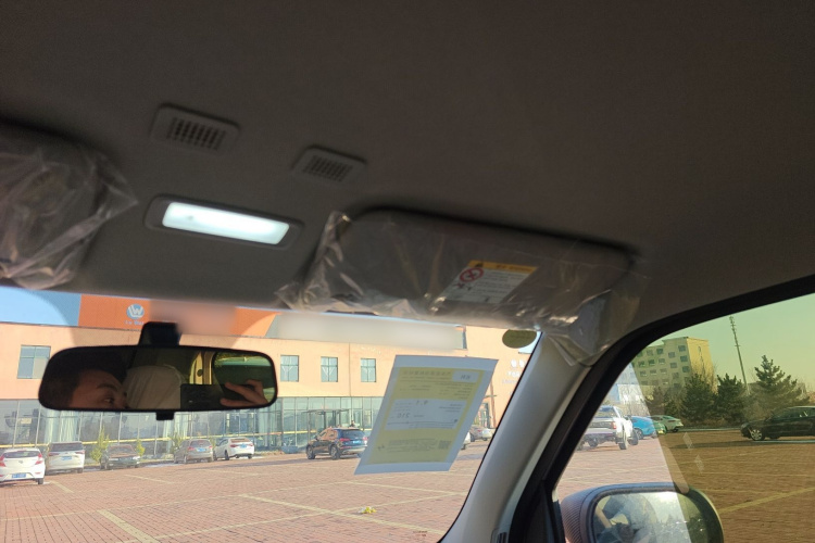 吉利银河 熊猫 2025款 210km 元气熊中控内饰22