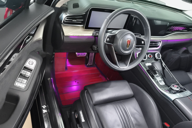 红旗H9 2020款 2.0T 智联旗畅版中控内饰20