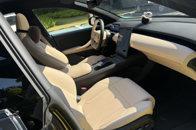 蔚来ET5T 2024款 75kWh Touring中控内饰7002