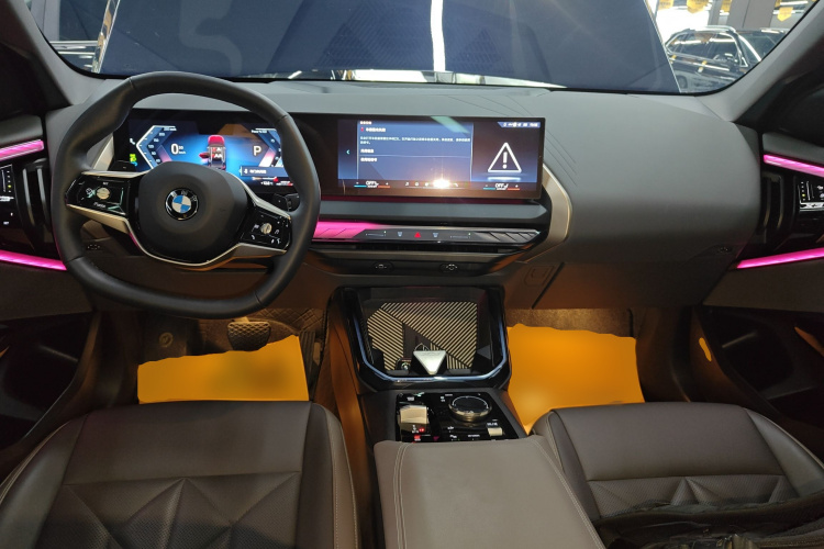宝马X3 2025款 xDrive25L 豪华套装中控内饰12