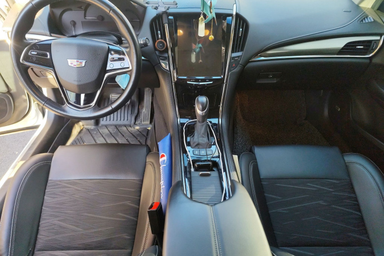 凯迪拉克ATS-L 2016款 28T 技术型中控内饰7002