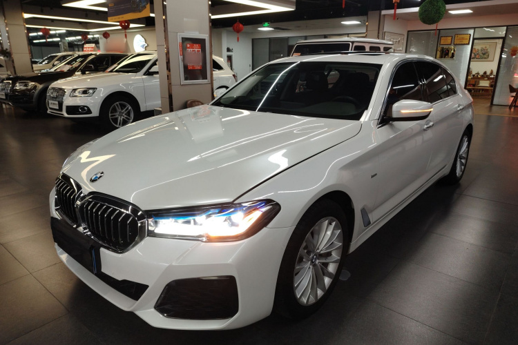 宝马5系 2018款 530Li 领先型 豪华套装车身外观1