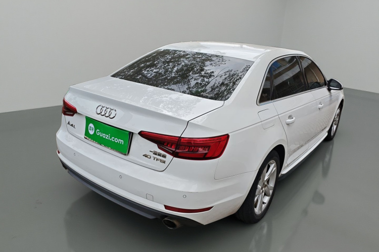 奥迪A4L 2017款 40 TFSI 进取型车身外观7
