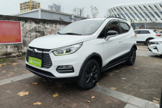 比亚迪 元新能源 2018款 EV360 智联炫酷型