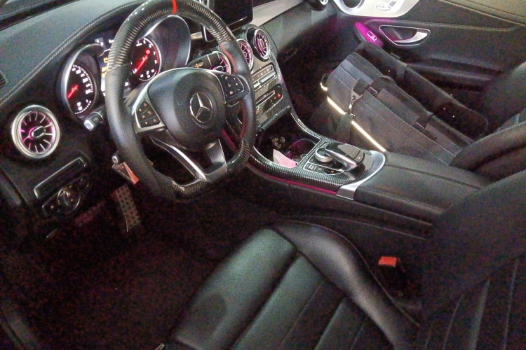 奔驰C级(进口) 2018款 C 200 轿跑车中控内饰19