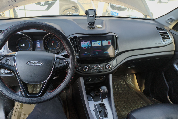 奇瑞 瑞虎5 2016款 2.0L CVT家悦版中控内饰12