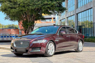 捷豹XFL 2018款 XFL 2.0T 250PS 尊享版