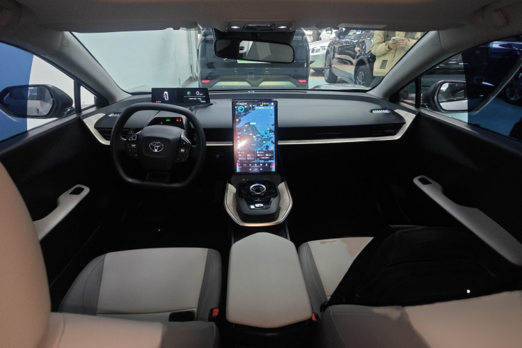 丰田bZ3 2023款 517km 精英PRO中控内饰7002