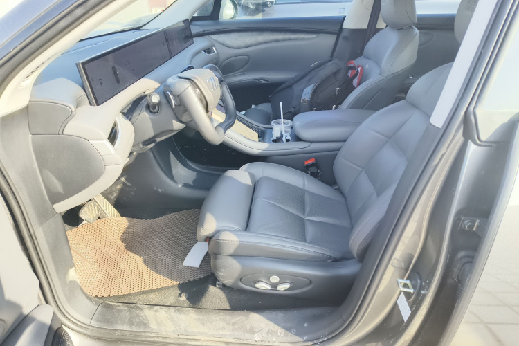 智己汽车 智己LS6 2023款 Max 标准版中控内饰19