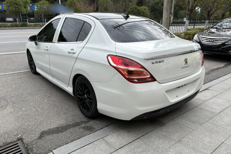 标致308 2014款 乐享版 经典 1.6L 自动风尚型车身外观6003