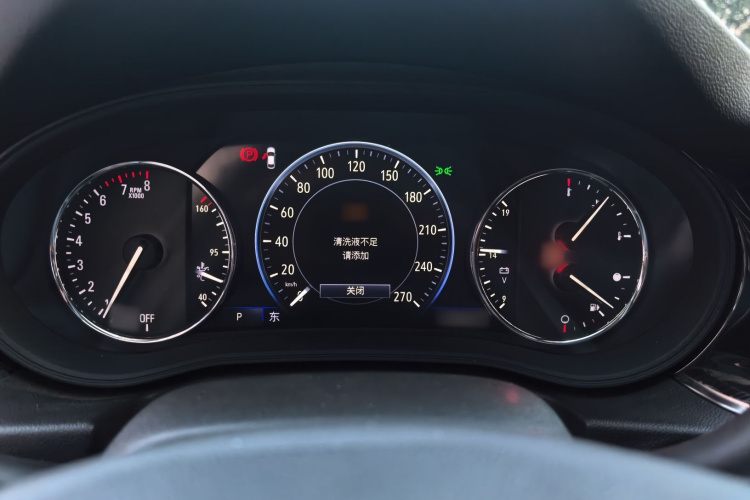 别克 君威 2020款 552T 豪华型中控内饰7003