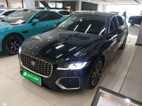 捷豹XFL 2021款 XFL 2.0T P250 两驱尊享豪华版
