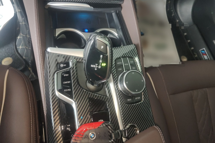 宝马5系 2023款 530Li 领先型 M运动套装局部细节18