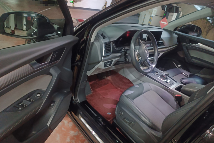 奥迪Q5L 2018款 45 TFSI 尊享时尚型 国VI中控内饰20