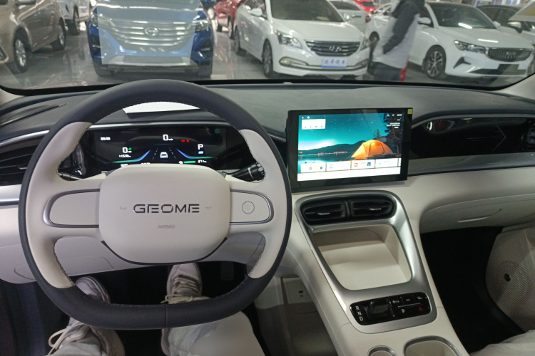 吉利银河 星愿 2026款 310km 青春版中控内饰7002