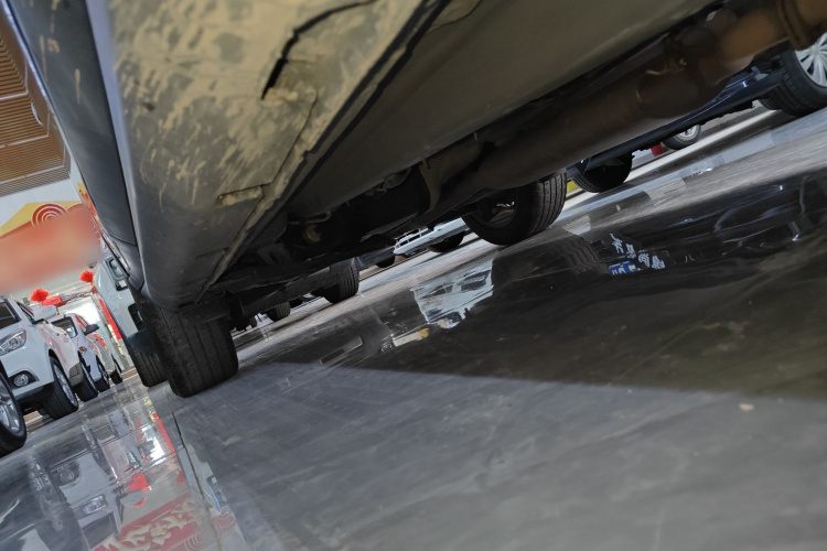 广汽传祺 传祺GS8 2017款 320T 两驱豪华智联版（七座）局部细节9001