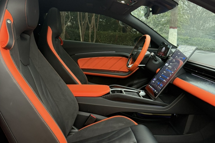 哪吒汽车 哪吒GT 2023款 560中控内饰7003