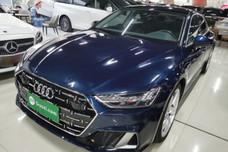 奥迪A7L 2022款 45 TFSI S-line 筑梦未来版