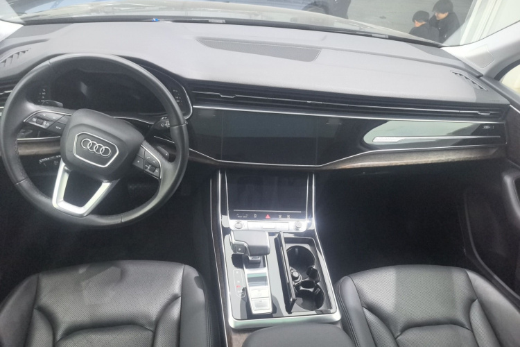 奥迪Q7 2021款 55 TFSI quattro S line运动型中控内饰7003