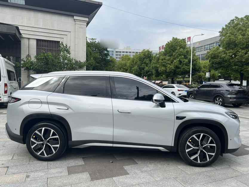 比亚迪 宋L DM-i 2025款 智驾版 160km 卓越型(4)