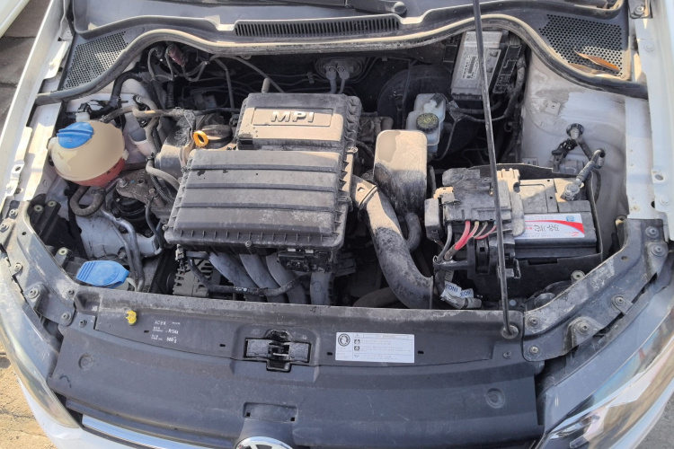 大众 Polo 2014款 1.4L 手动风尚版局部细节24