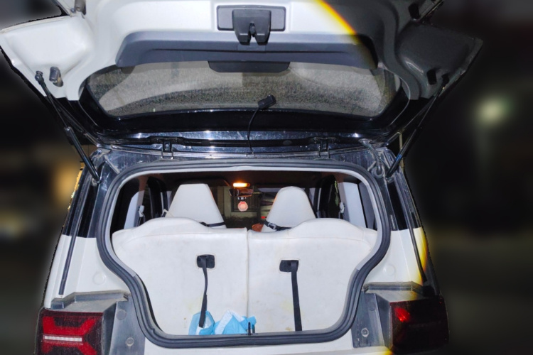 五菱汽车 宏光MINIEV 2022款 GAMEBOY 300km 玩咖款 磷酸铁锂局部细节23