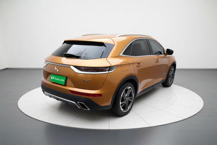 DS 7 2018款 45THP 歌剧院版车身外观7