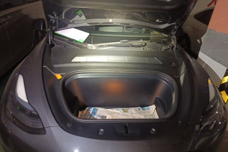 特斯拉 Model Y 2022款 改款 后轮驱动版局部细节24