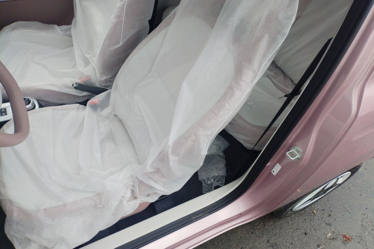 吉利银河 熊猫 2025款 210km 元气熊中控内饰19