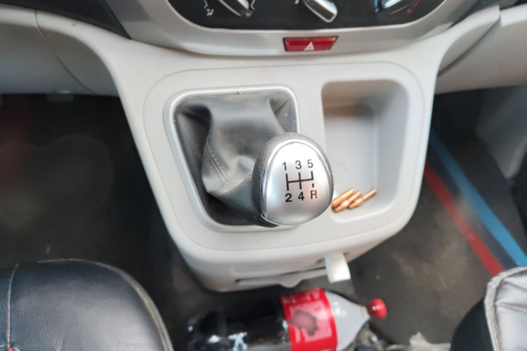 江淮瑞风 瑞风M3 2023款 PLUS 1.5T 5/7座经典版局部细节18